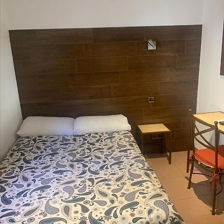 Hostal Sol Toledo Esterno foto